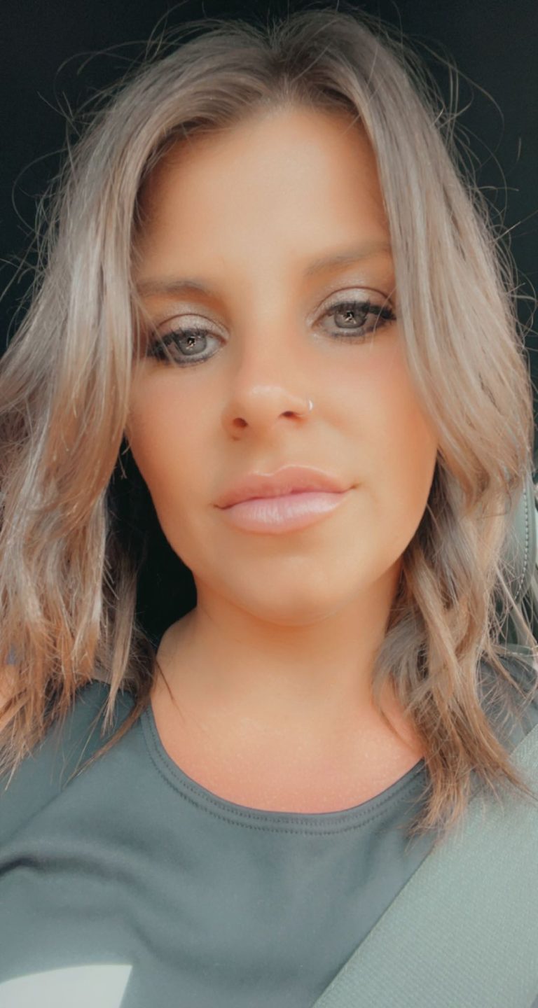 Who is lindzeex? Bio, Age, Career, Boyfriend, Facts & Figures