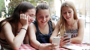What are Socialmediagirls Forum? Join Socialmediagirls Forums for Free